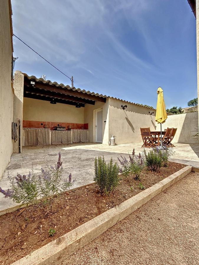Charmante Maison De Ville Avec Jardin, Terrasse Et Terrain De Petanque Fos-sur-Mer Ngoại thất bức ảnh
