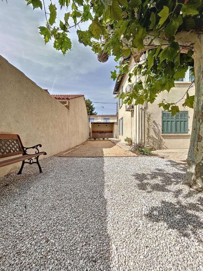 Charmante Maison De Ville Avec Jardin, Terrasse Et Terrain De Petanque Fos-sur-Mer Ngoại thất bức ảnh